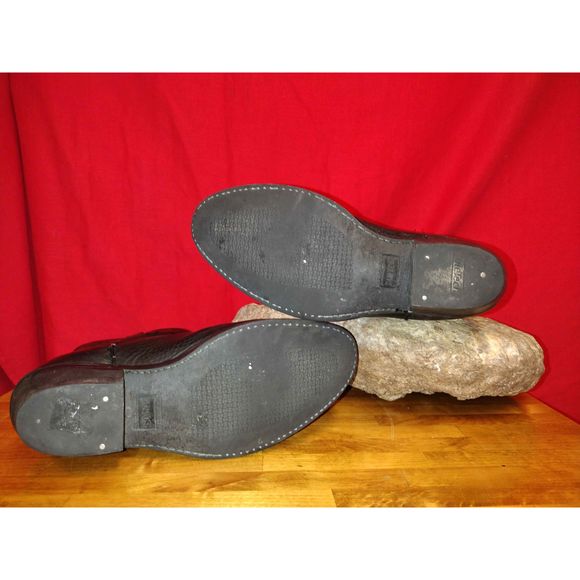 SOLD- Vintage Black Leather Cowboy Boots - Picture 14 of 15